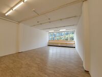 Hinweis: Studio, 2. Obergeschoss sep. Zugang zu ve